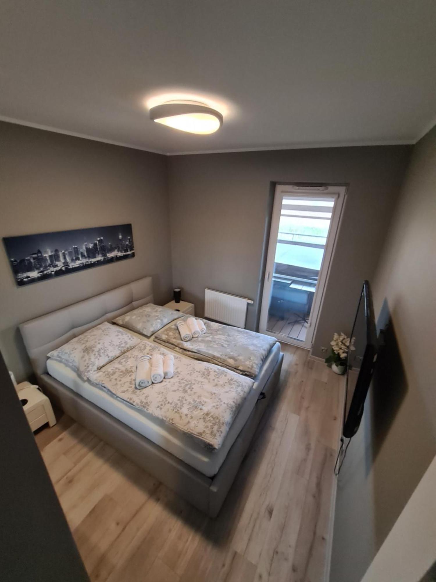 ז'שוב Apartament - Jacuzzi מראה חיצוני תמונה