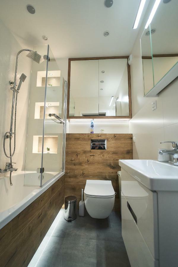 ז'שוב Apartament - Jacuzzi מראה חיצוני תמונה